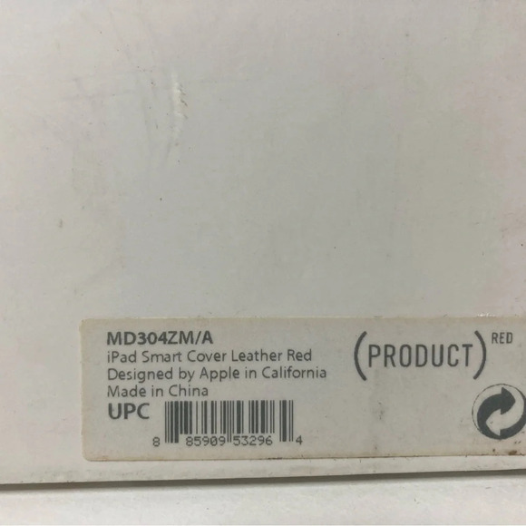 GENUINE Apple iPad Smart Cover in Red NIB NEW Compatible with iPad 2 - Picture 3 of 4